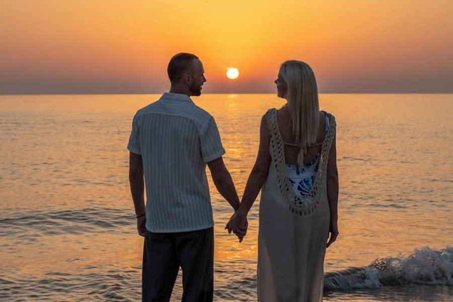 Romantic Oman Escape: Culture, Nature & Desert Magic