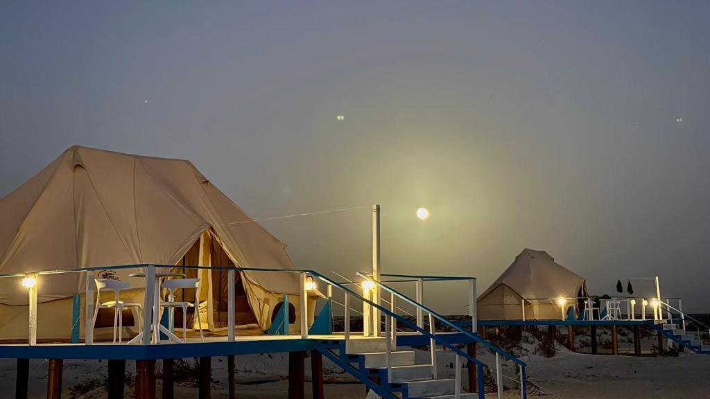 Day 3 :  Off-Road to the Edge of Oman: Bar Al Hikman Expedition