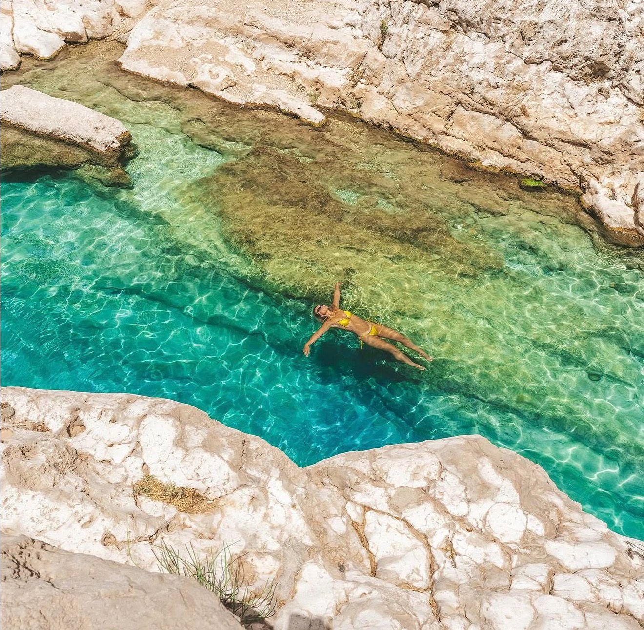 Day 2 : AlleyEscape Experience: Wadi Shab & Turtle Reserve Journey